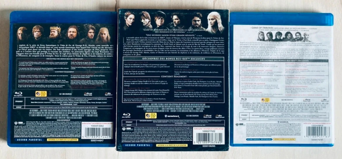 Caixa de Blu-ray das 3 primeiras temporadas de Game of Thrones. – photo 2